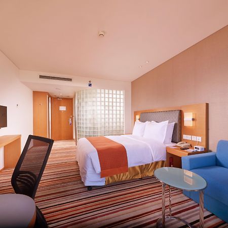 Holiday Inn Express Shanghai Jiading Industry Park By Ihg Екстер'єр фото