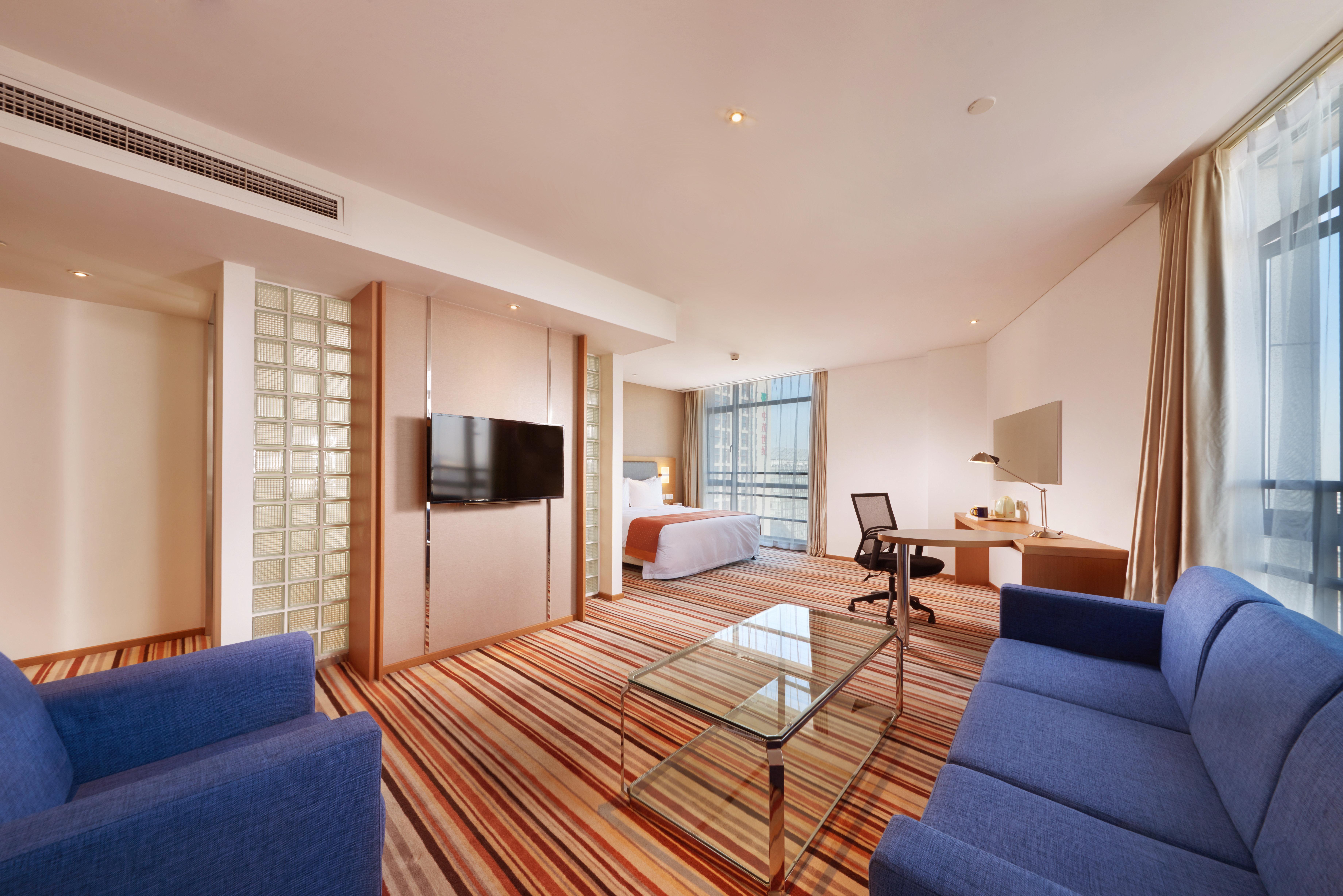 Holiday Inn Express Shanghai Jiading Industry Park By Ihg Екстер'єр фото