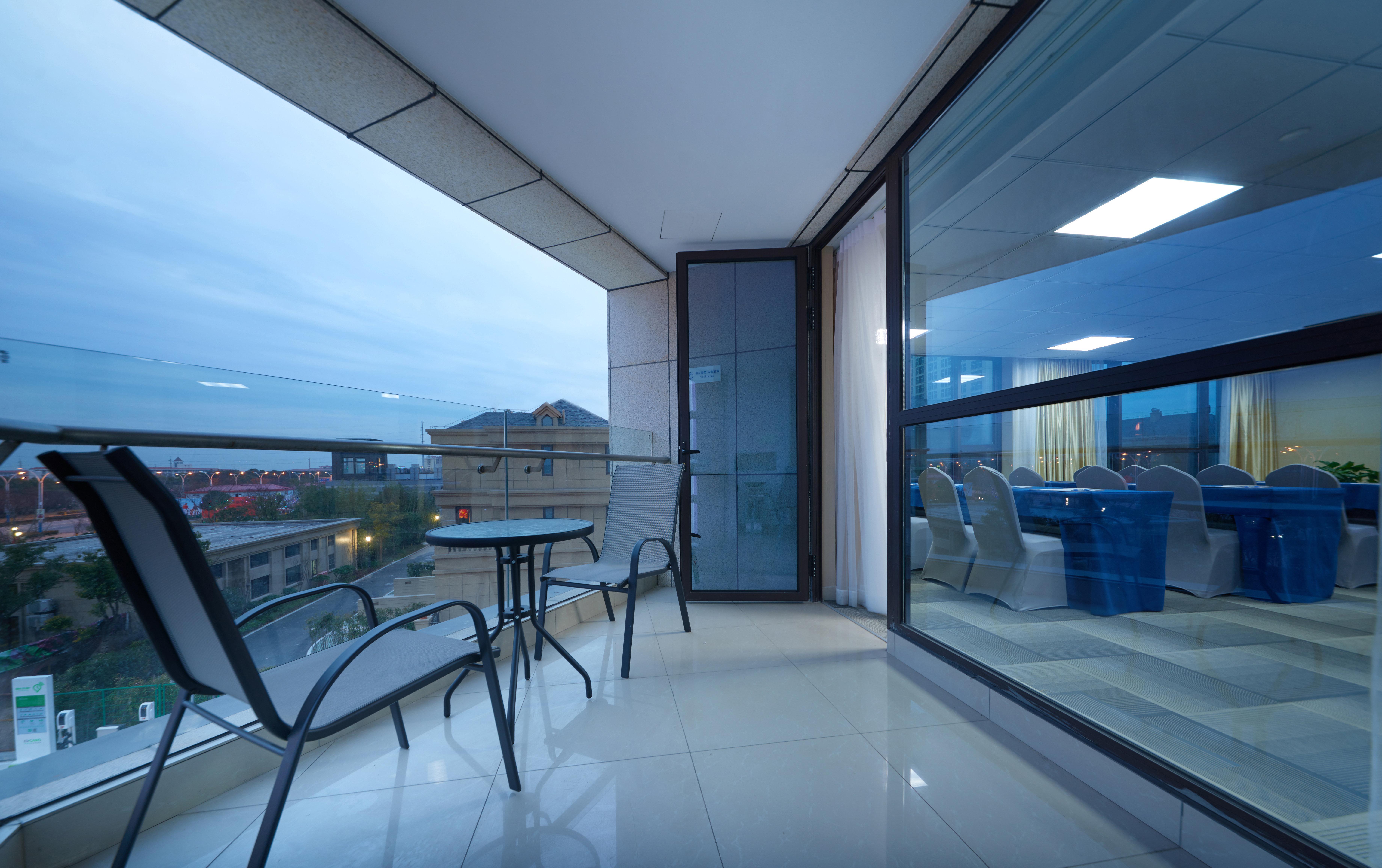 Holiday Inn Express Shanghai Jiading Industry Park By Ihg Екстер'єр фото
