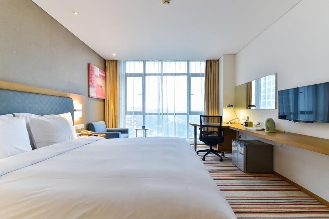 Holiday Inn Express Shanghai Jiading Industry Park By Ihg Екстер'єр фото