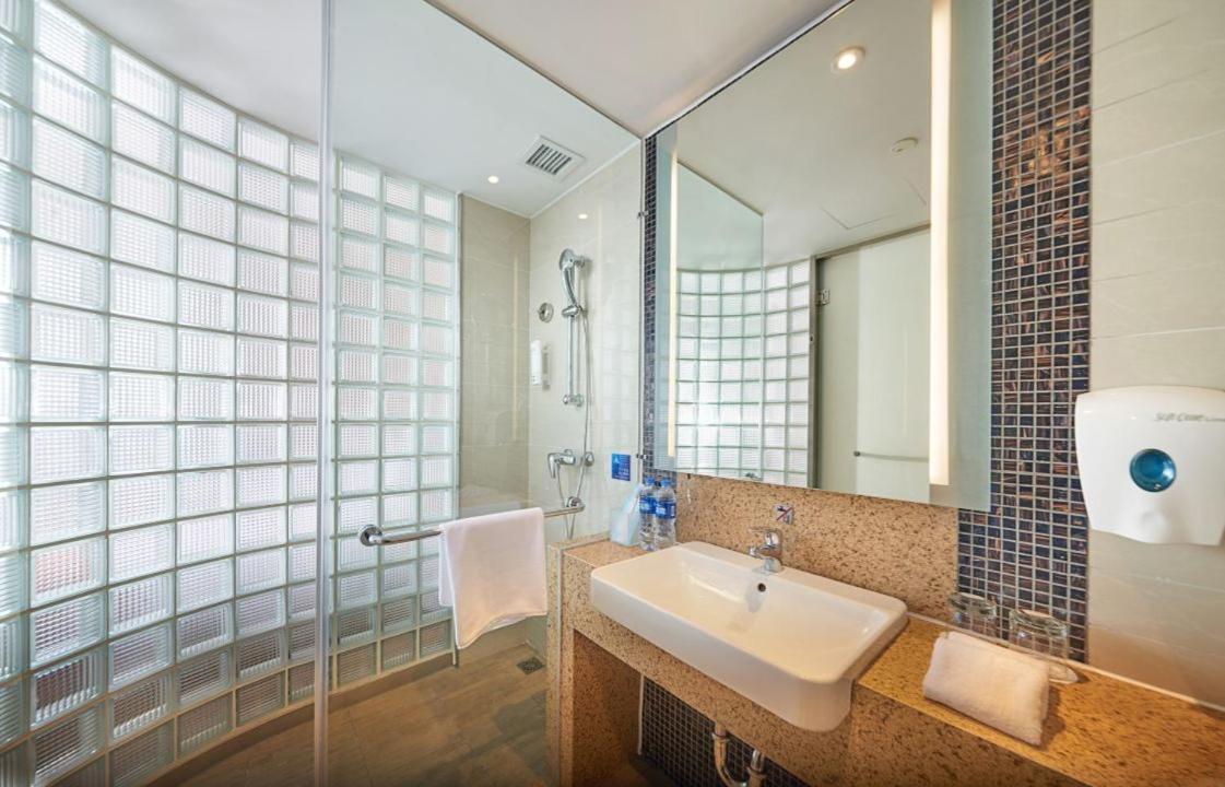 Holiday Inn Express Shanghai Jiading Industry Park By Ihg Екстер'єр фото