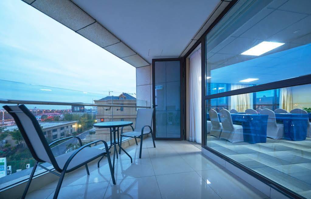 Holiday Inn Express Shanghai Jiading Industry Park By Ihg Екстер'єр фото